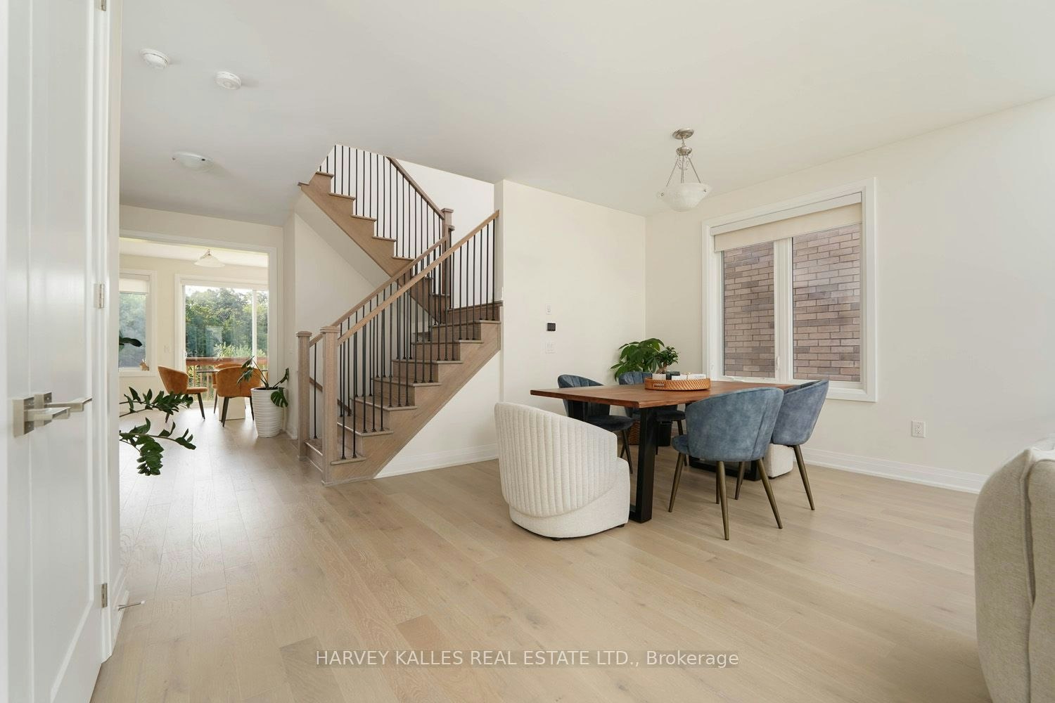 Main Floor-253 Seaview Heights, East Gwillimbury, ON, L9N 0Z1 - 8