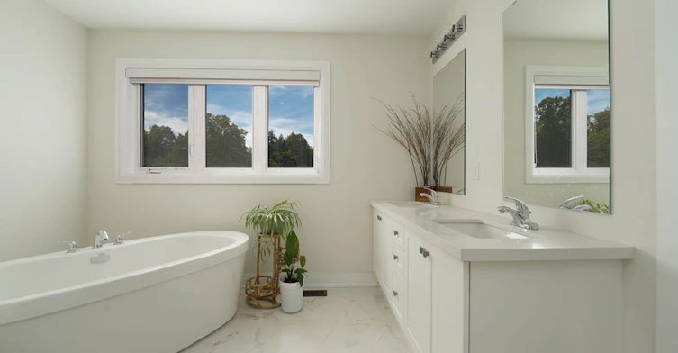 Main Floor-253 Seaview Heights, East Gwillimbury, ON, L9N 0Z1 - 26