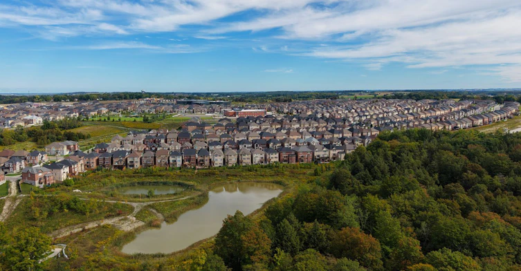 Main Floor-253 Seaview Heights, East Gwillimbury, ON, L9N 0Z1 - 47