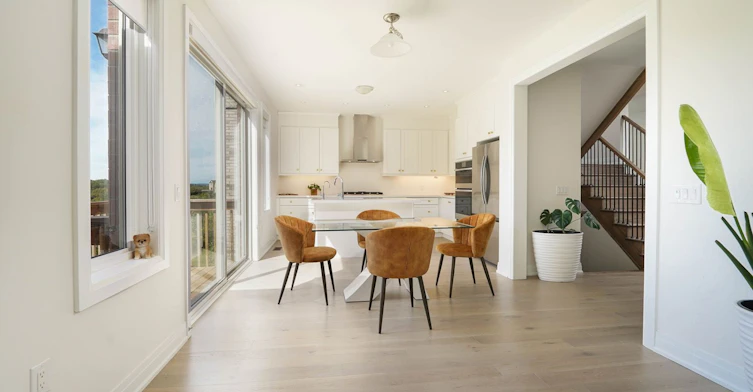 Main Floor-253 Seaview Heights, East Gwillimbury, ON, L9N 0Z1 - 13