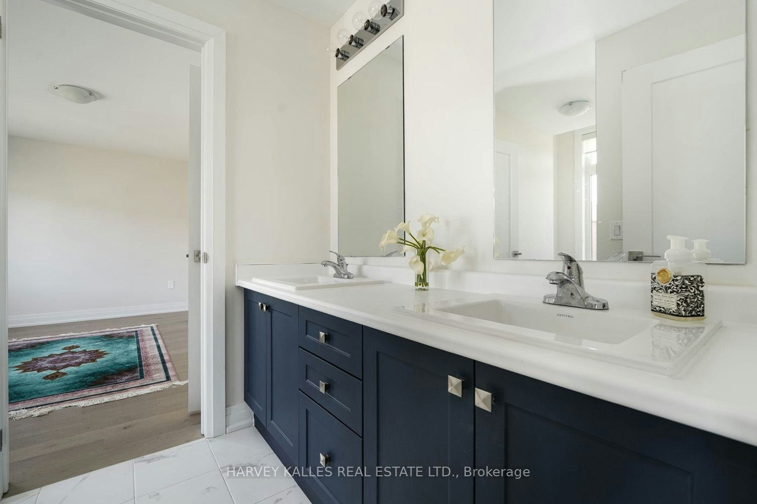 Main Floor-253 Seaview Heights, East Gwillimbury, ON, L9N 0Z1 - 36