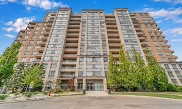 615-29 Northern Hts Drive N