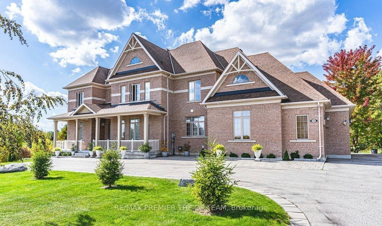 102 Pine Hill Road, Bradford West Gwillimbury, ON, L3Z 0H1