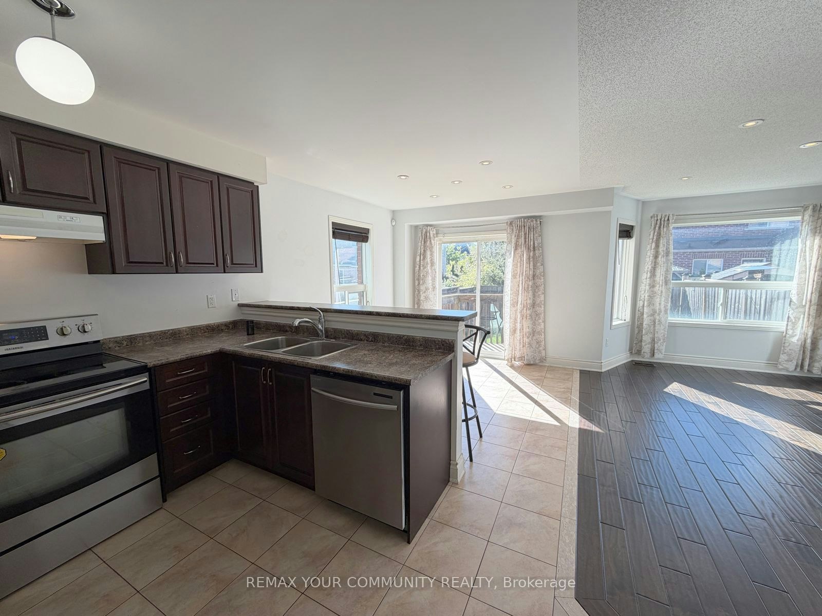 131 Jonas Milway Drive, Whitchurch-Stouffville, ON, L4A 0M5 - 3