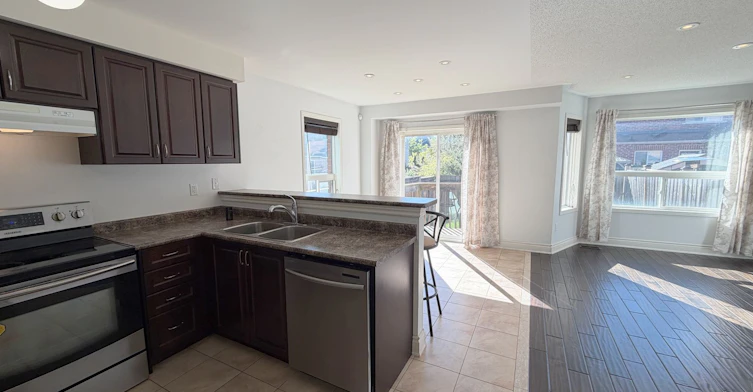 131 Jonas Milway Drive, Whitchurch-Stouffville, ON, L4A 0M5 - 3