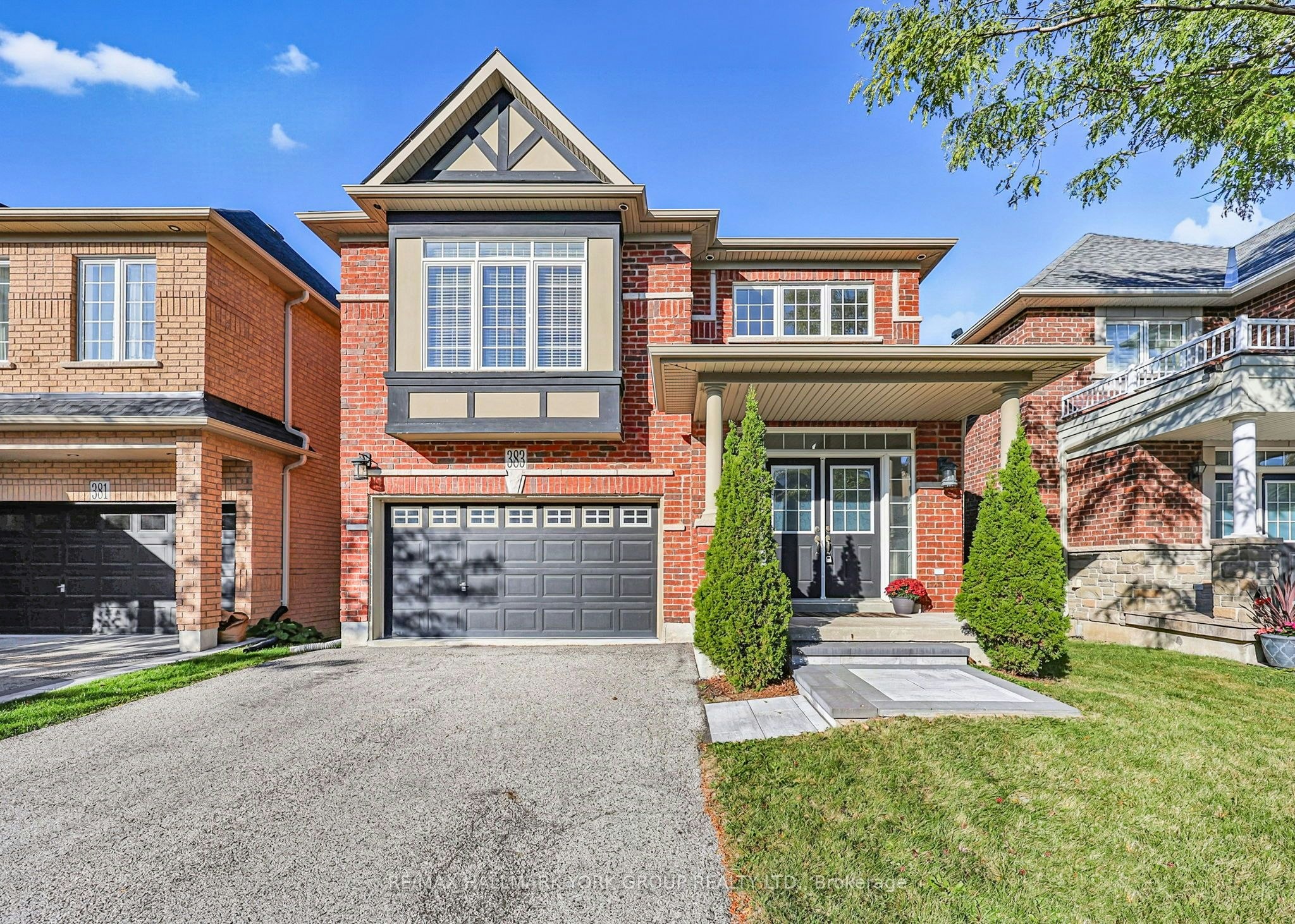 383 Gilpin Drive, Newmarket, ON, L3X 3H2
