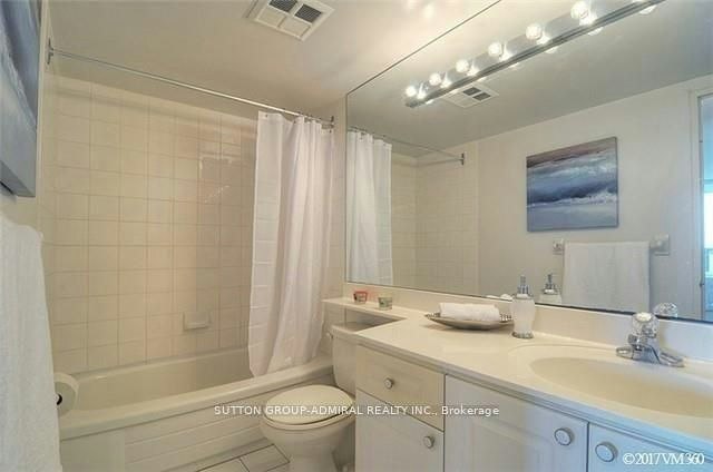 1002-11 Townsgate Drive, Vaughan, ON, L4J 8G4 - 9