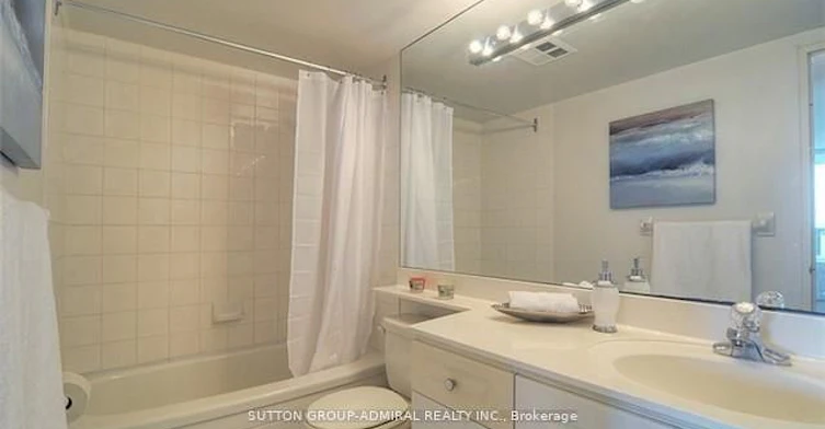 1002-11 Townsgate Drive, Vaughan, ON, L4J 8G4 - 9