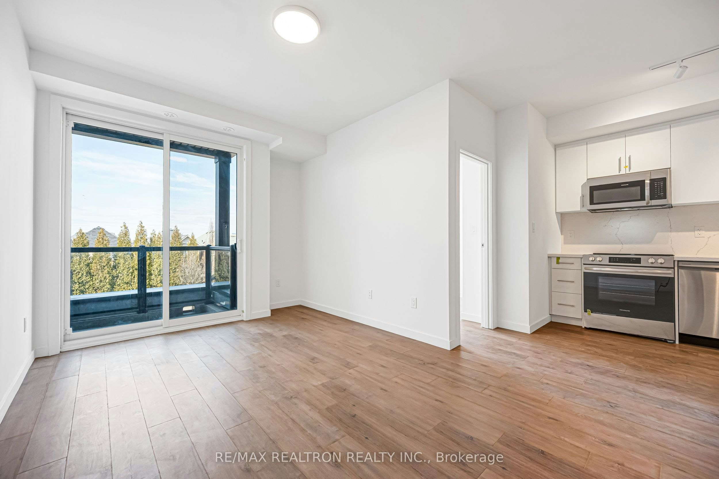 107-3175 Denison Street, Markham, ON, L3S 0E3 - 11