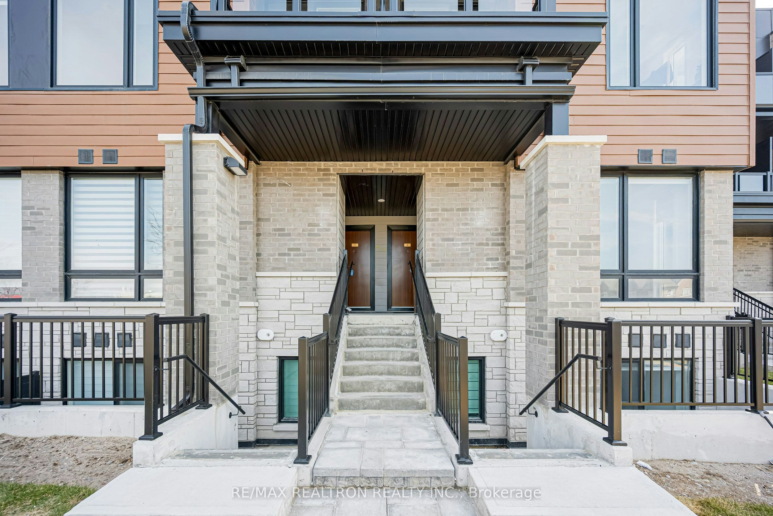 107-3175 Denison Street, Markham, ON, L3S 0E3 - 2