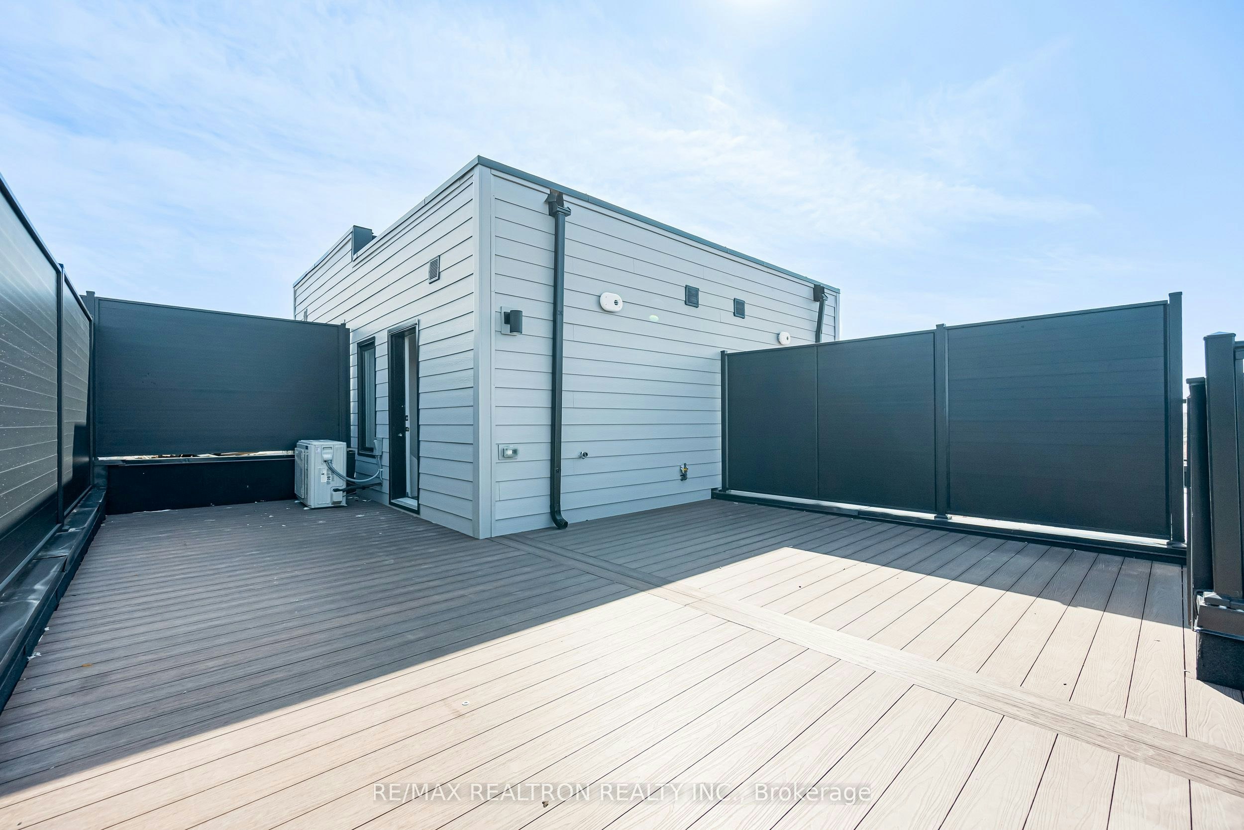 107-3175 Denison Street, Markham, ON, L3S 0E3 - 38