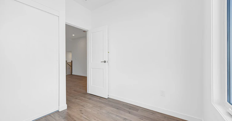 107-3175 Denison Street, Markham, ON, L3S 0E3 - 15