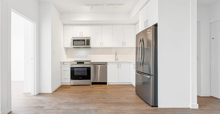 107-3175 Denison Street, Markham, ON, L3S 0E3 - 7