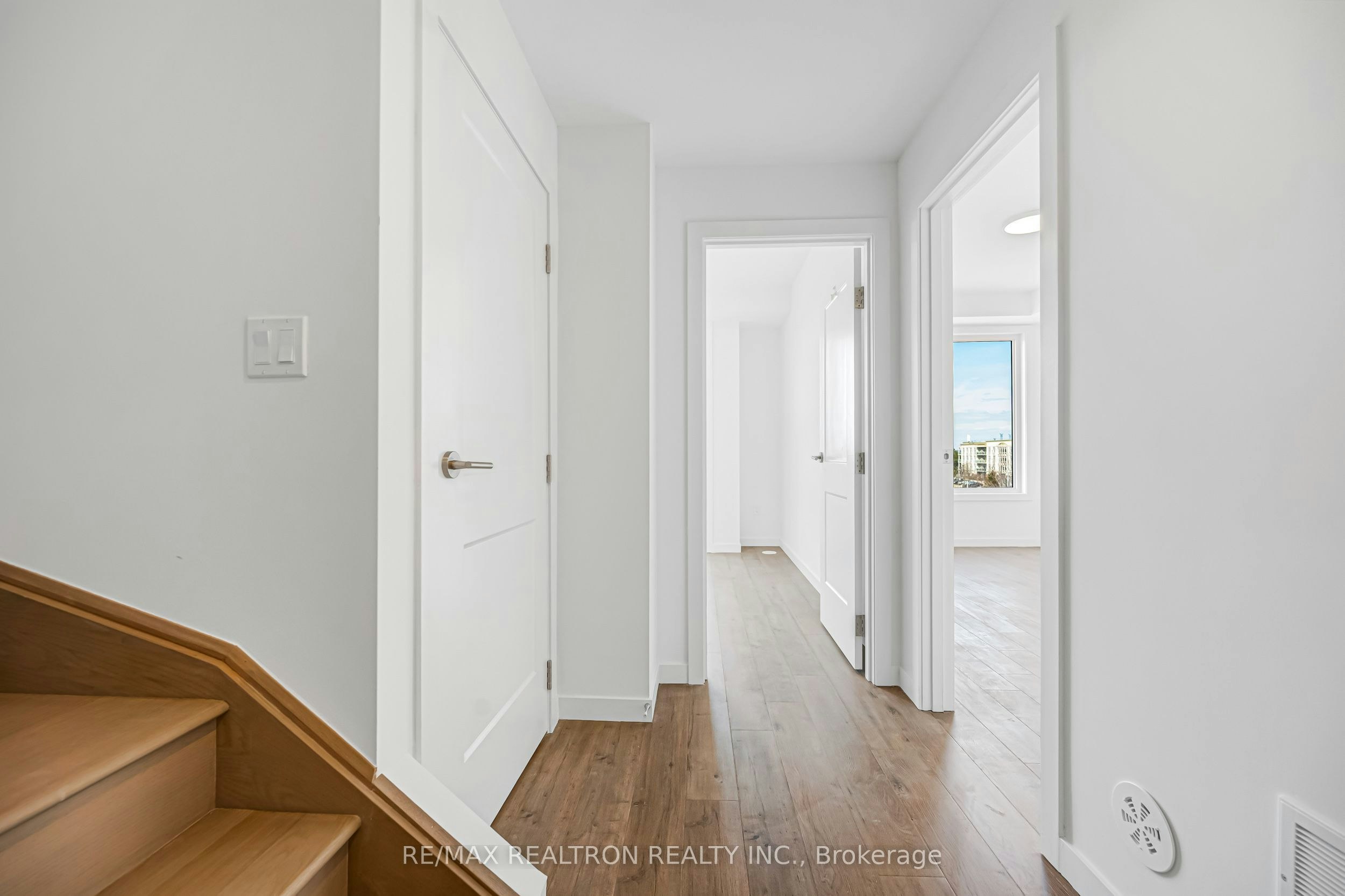 107-3175 Denison Street, Markham, ON, L3S 0E3 - 24