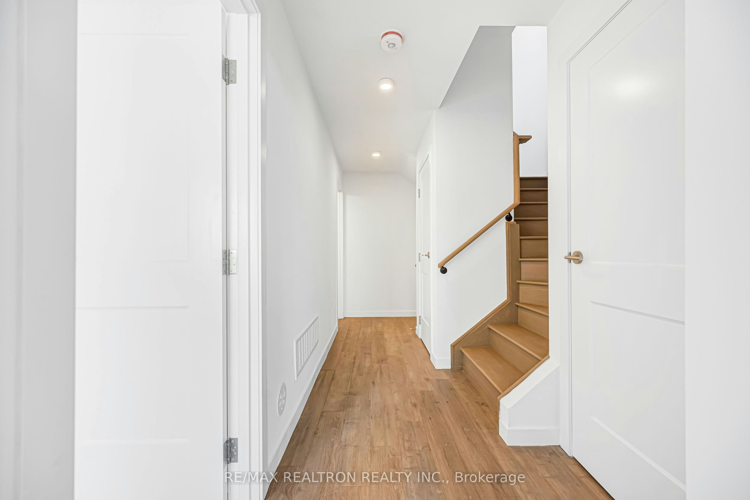 107-3175 Denison Street, Markham, ON, L3S 0E3 - 32