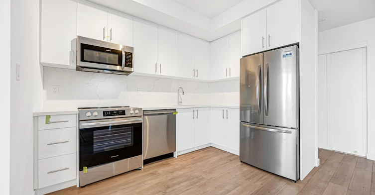 107-3175 Denison Street, Markham, ON, L3S 0E3 - 8