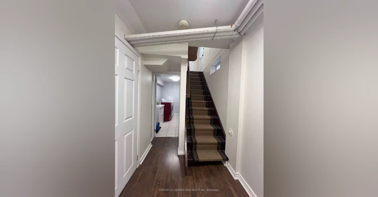 Lower Level-33 Cavalry Trail, Markham, ON, L3R 9H1 - 3