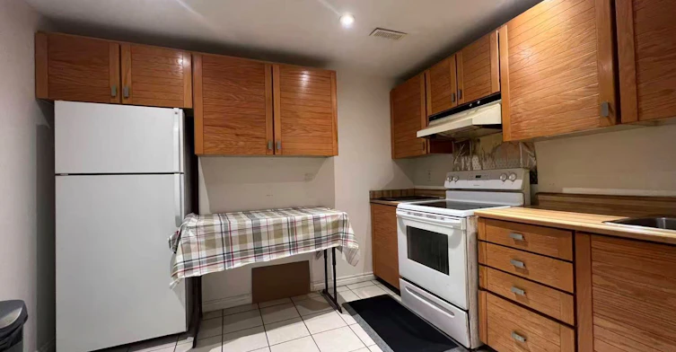 Lower Level-33 Cavalry Trail, Markham, ON, L3R 9H1 - 7