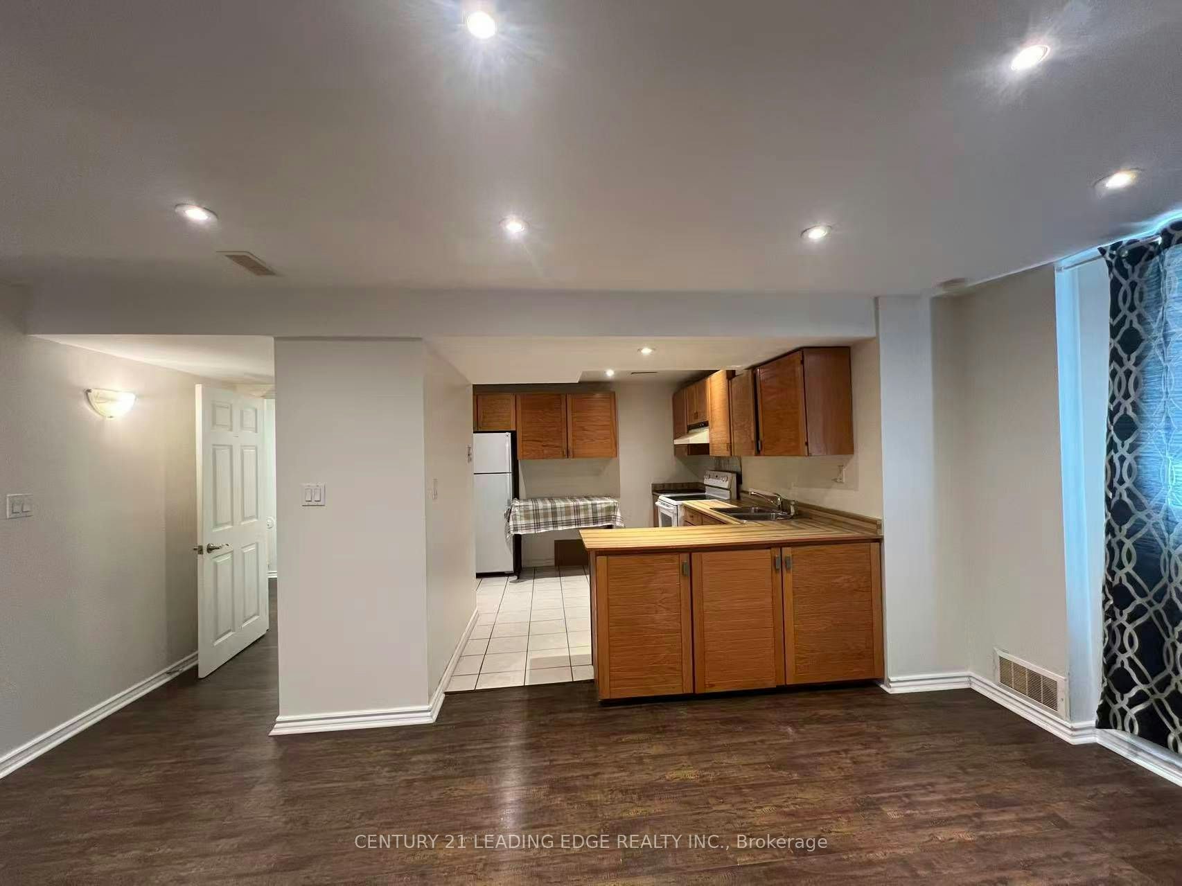 Lower Level-33 Cavalry Trail, Markham, ON, L3R 9H1 - 6
