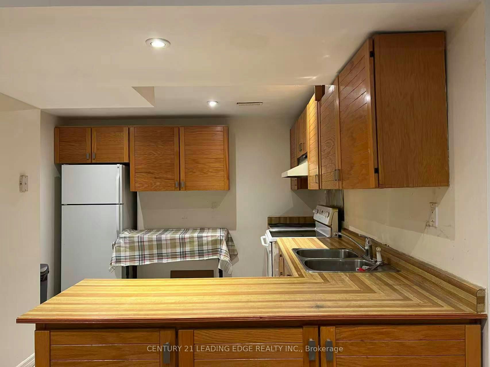 Lower Level-33 Cavalry Trail, Markham, ON, L3R 9H1 - 8