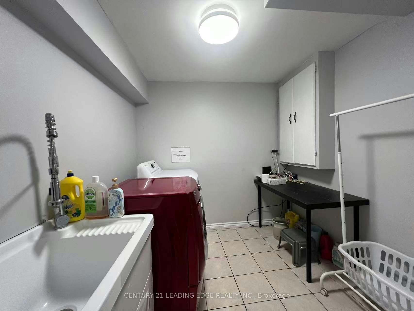 Lower Level-33 Cavalry Trail, Markham, ON, L3R 9H1 - 12