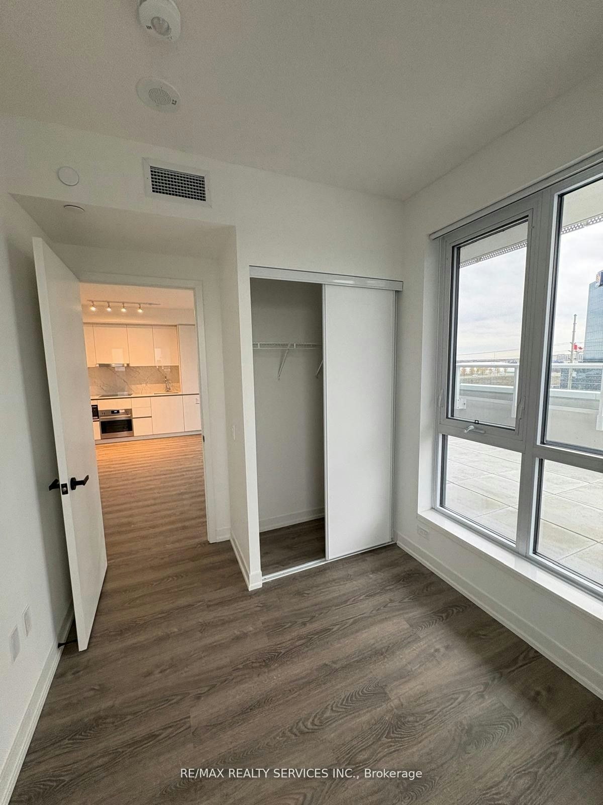 509-8 Interchange Way, Vaughan, ON, L4K 5Z7 - 15
