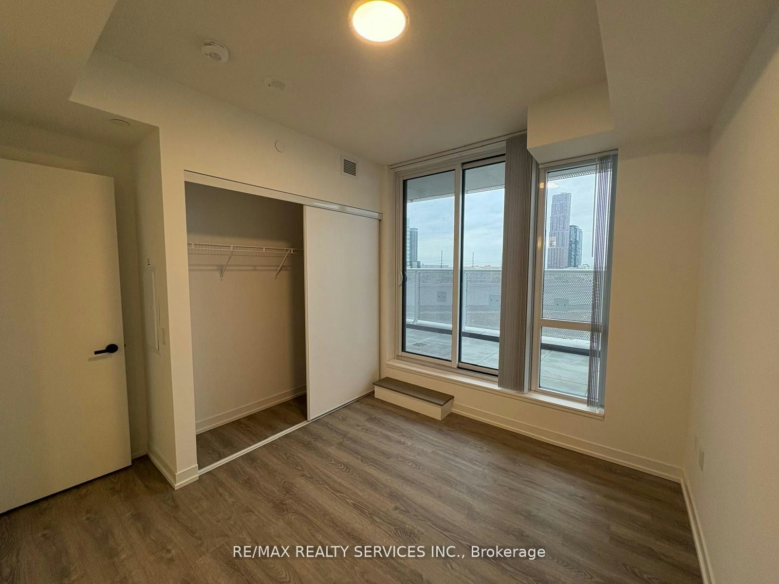 509-8 Interchange Way, Vaughan, ON, L4K 5Z7 - 28