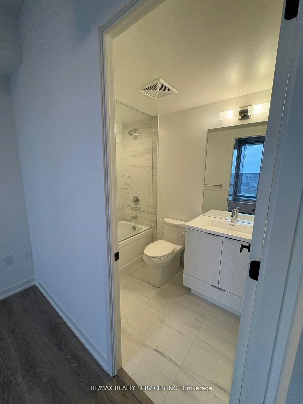 509-8 Interchange Way, Vaughan, ON, L4K 5Z7 - 25