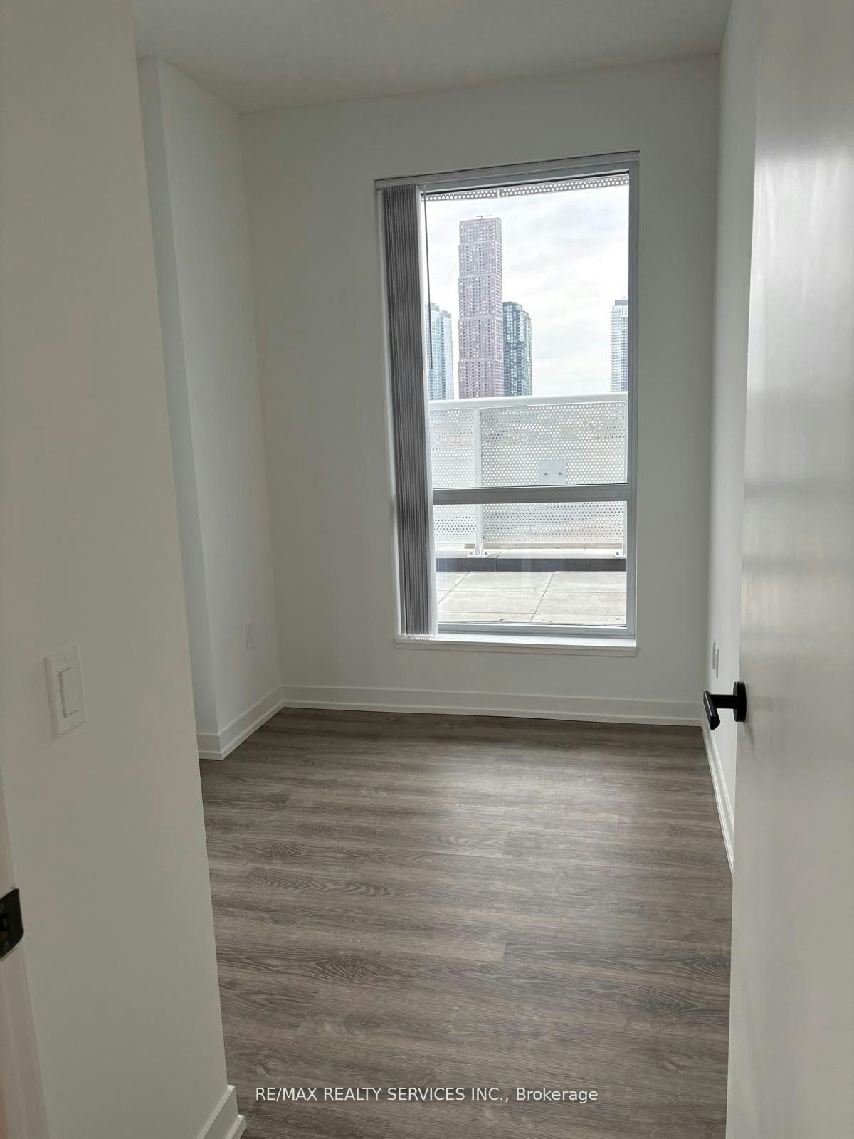509-8 Interchange Way, Vaughan, ON, L4K 5Z7 - 13