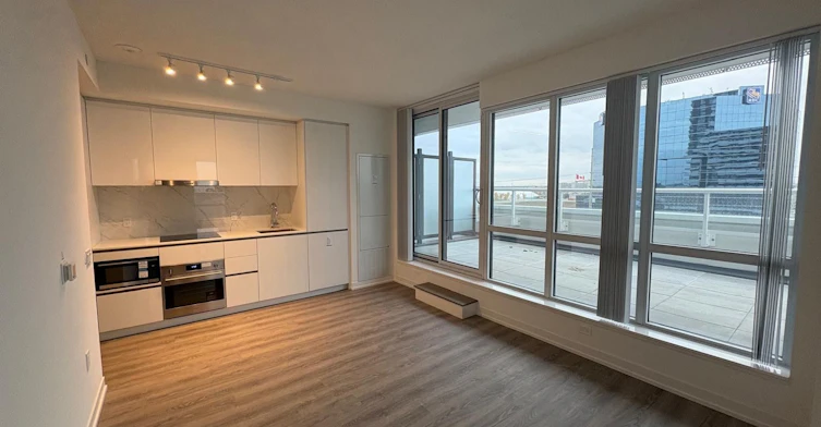 509-8 Interchange Way, Vaughan, ON, L4K 5Z7 - 18