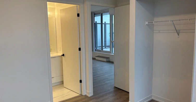 509-8 Interchange Way, Vaughan, ON, L4K 5Z7 - 27