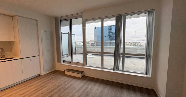 509-8 Interchange Way, Vaughan, ON, L4K 5Z7 - 11