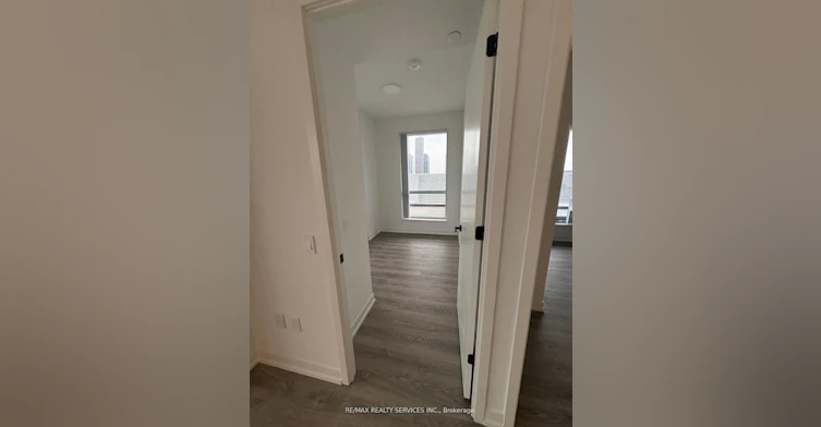 509-8 Interchange Way, Vaughan, ON, L4K 5Z7 - 14