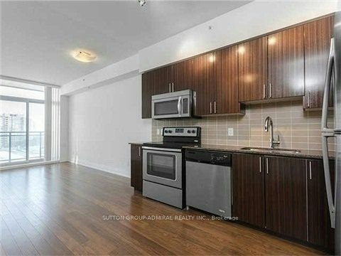 706-75 North Park Road, Vaughan, ON, L4J 0H8 - 2