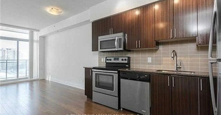 706-75 North Park Road, Vaughan, ON, L4J 0H8 - 2