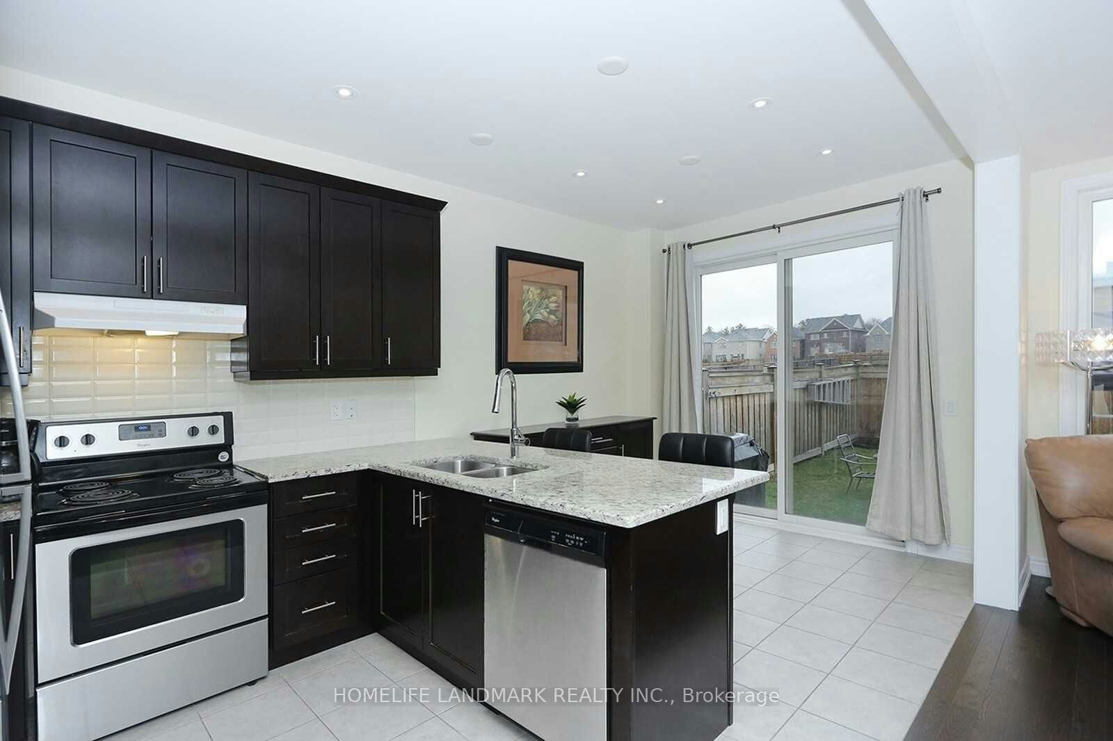 349 Hartwell Way, Aurora, ON, L4G 0W5 - 12