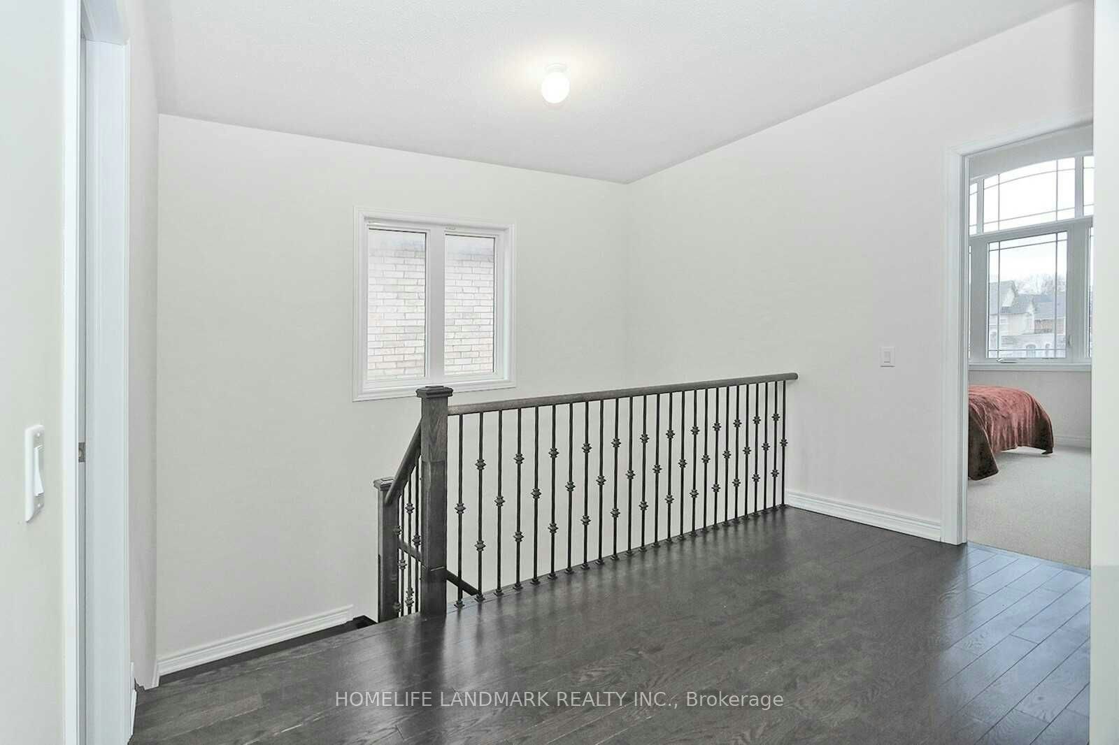 349 Hartwell Way, Aurora, ON, L4G 0W5 - 22
