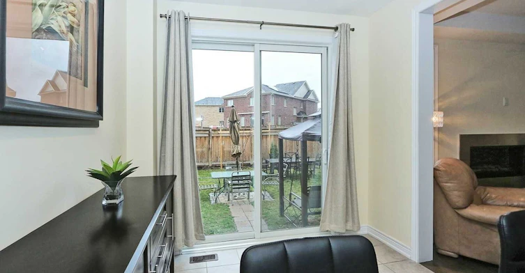 349 Hartwell Way, Aurora, ON, L4G 0W5 - 13