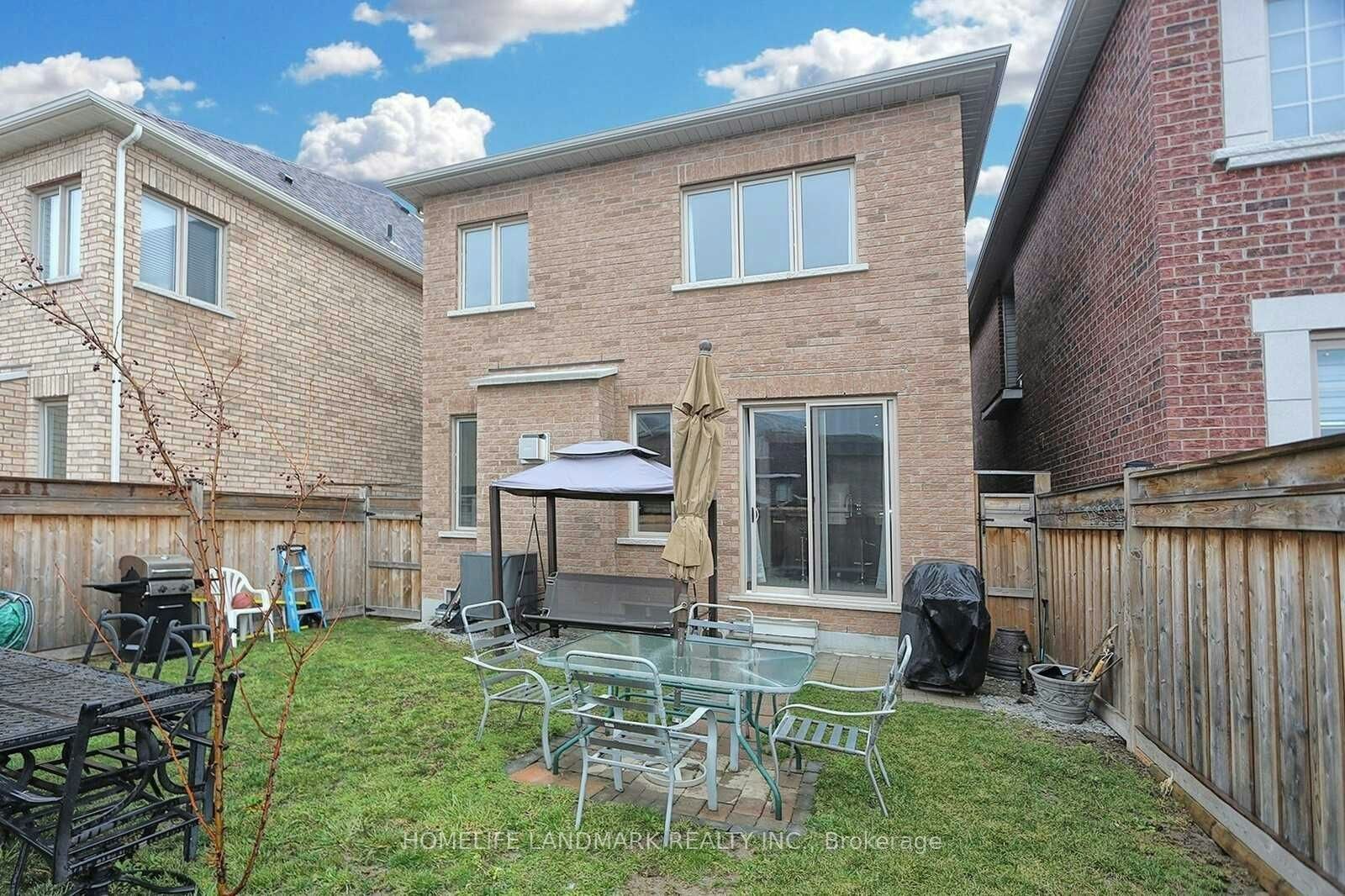 349 Hartwell Way, Aurora, ON, L4G 0W5 - 24