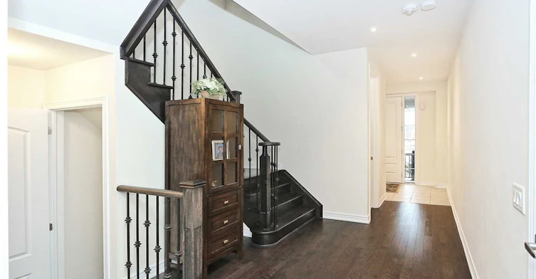349 Hartwell Way, Aurora, ON, L4G 0W5 - 10