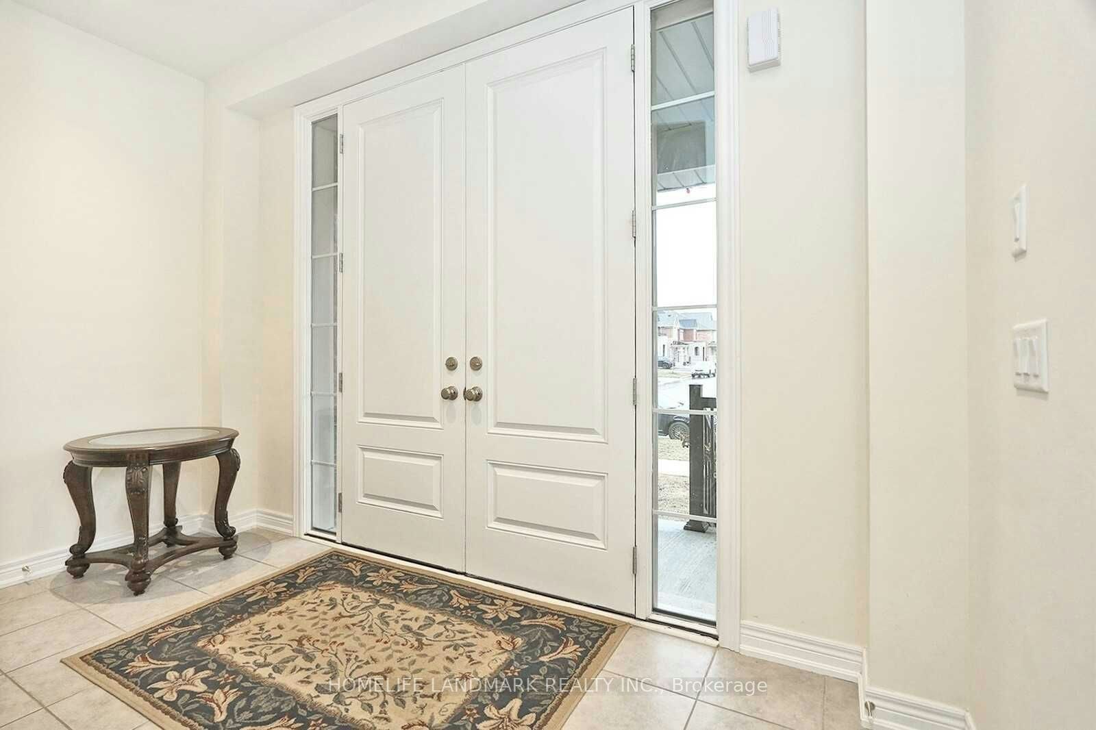 349 Hartwell Way, Aurora, ON, L4G 0W5 - 3