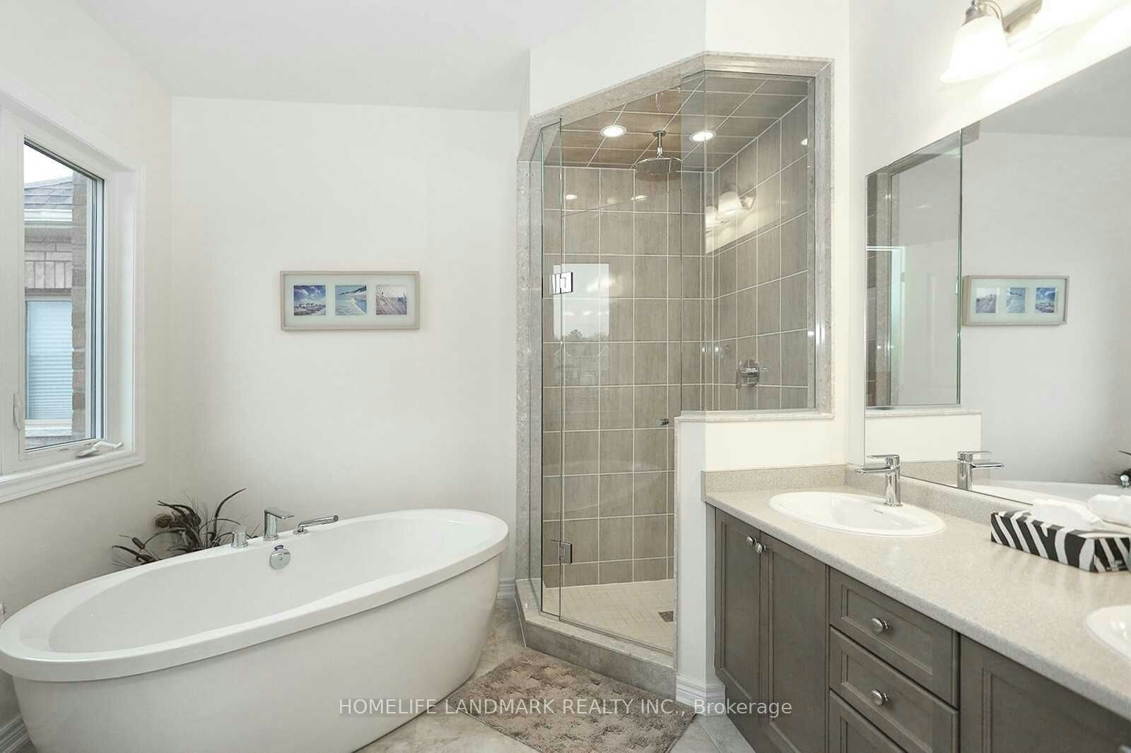 349 Hartwell Way, Aurora, ON, L4G 0W5 - 23