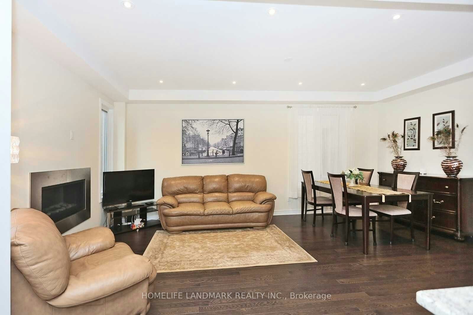 349 Hartwell Way, Aurora, ON, L4G 0W5 - 7