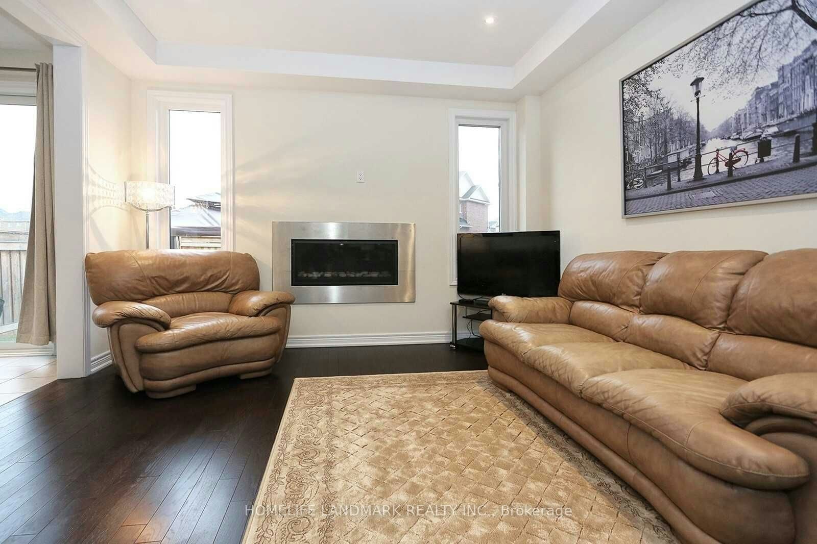 349 Hartwell Way, Aurora, ON, L4G 0W5 - 11