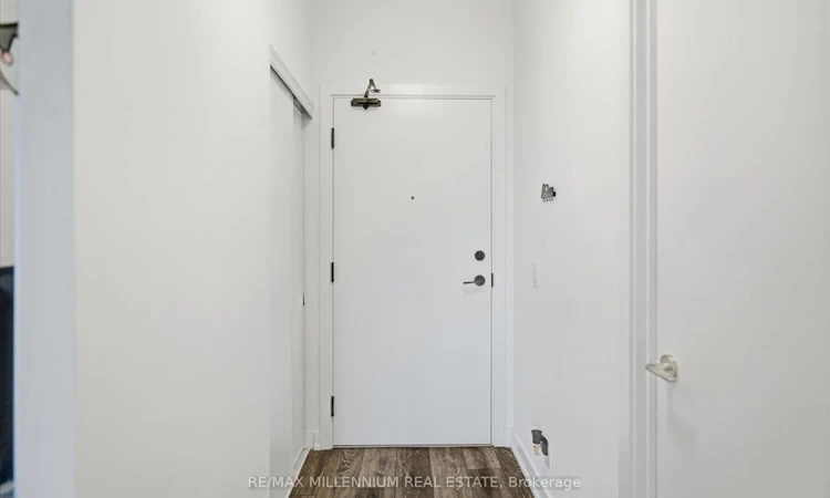 219-8888 Yonge Street