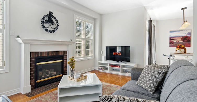 Main and Second Floor-39 Lark Crescent, Richmond Hill, ON, L4S 2N2 - 3