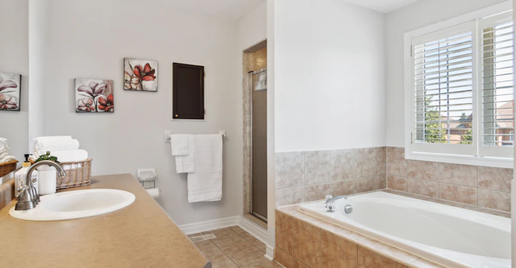 Main and Second Floor-39 Lark Crescent, Richmond Hill, ON, L4S 2N2 - 10