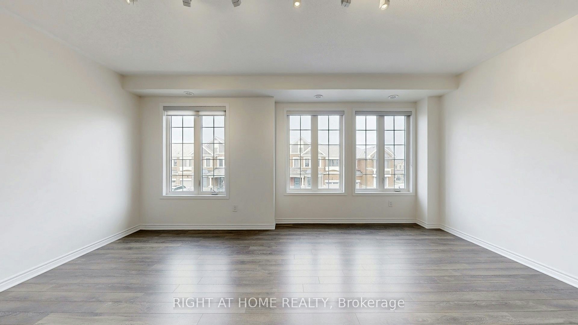 5 Casely Avenue, Richmond Hill, ON, L4S 0J8 - 11