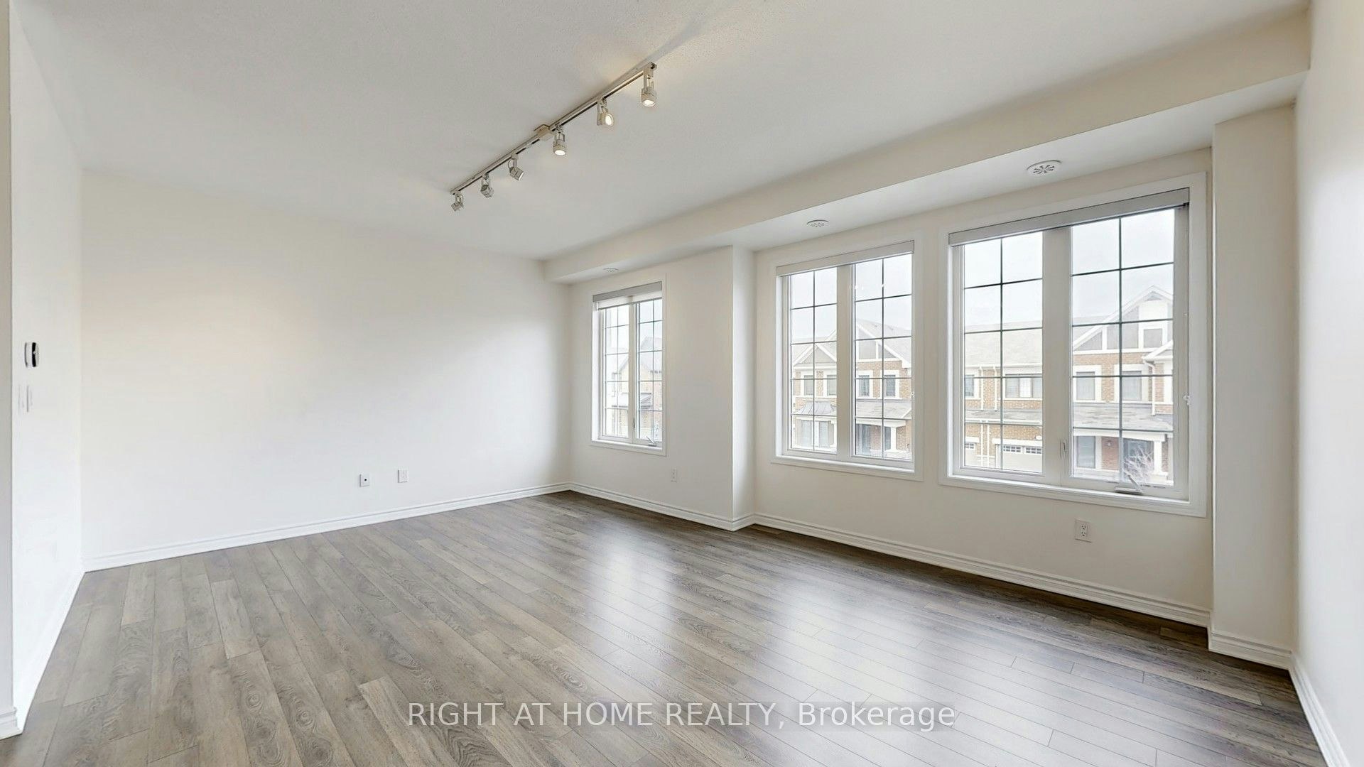 5 Casely Avenue, Richmond Hill, ON, L4S 0J8 - 10