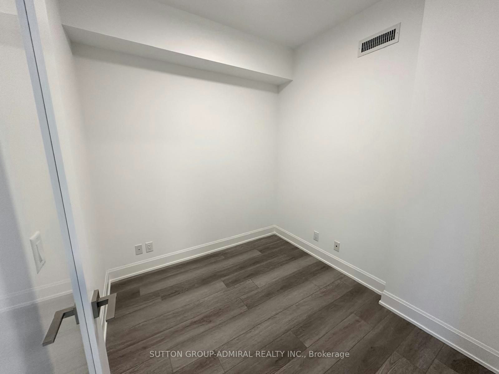 509-8 Water Walk Drive, Markham, ON, L3R 6L4 - 9